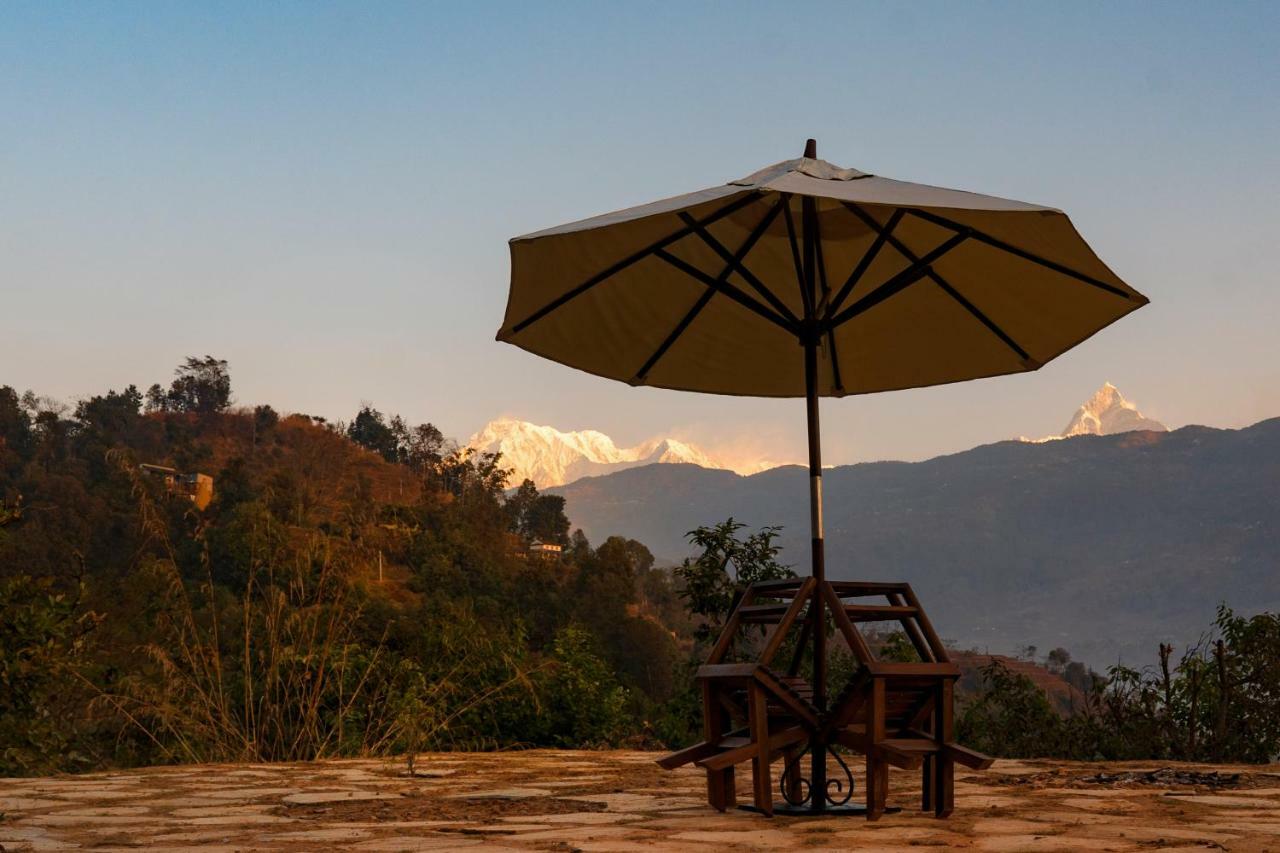 The Pavilions Himalayas Lake View โพคารา ภายนอก รูปภาพ